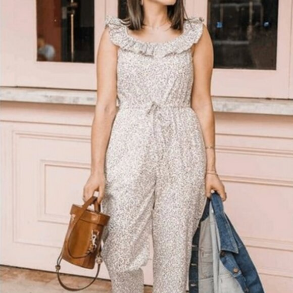 Gal Meets Glam Collection - Rue Jumpsuit - Picture 8 of 13